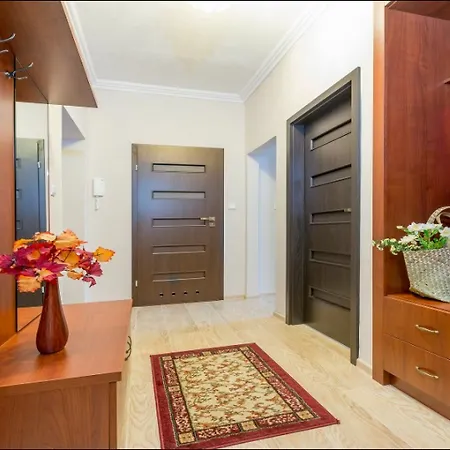 P&o Freta 2 Apartman Varsó